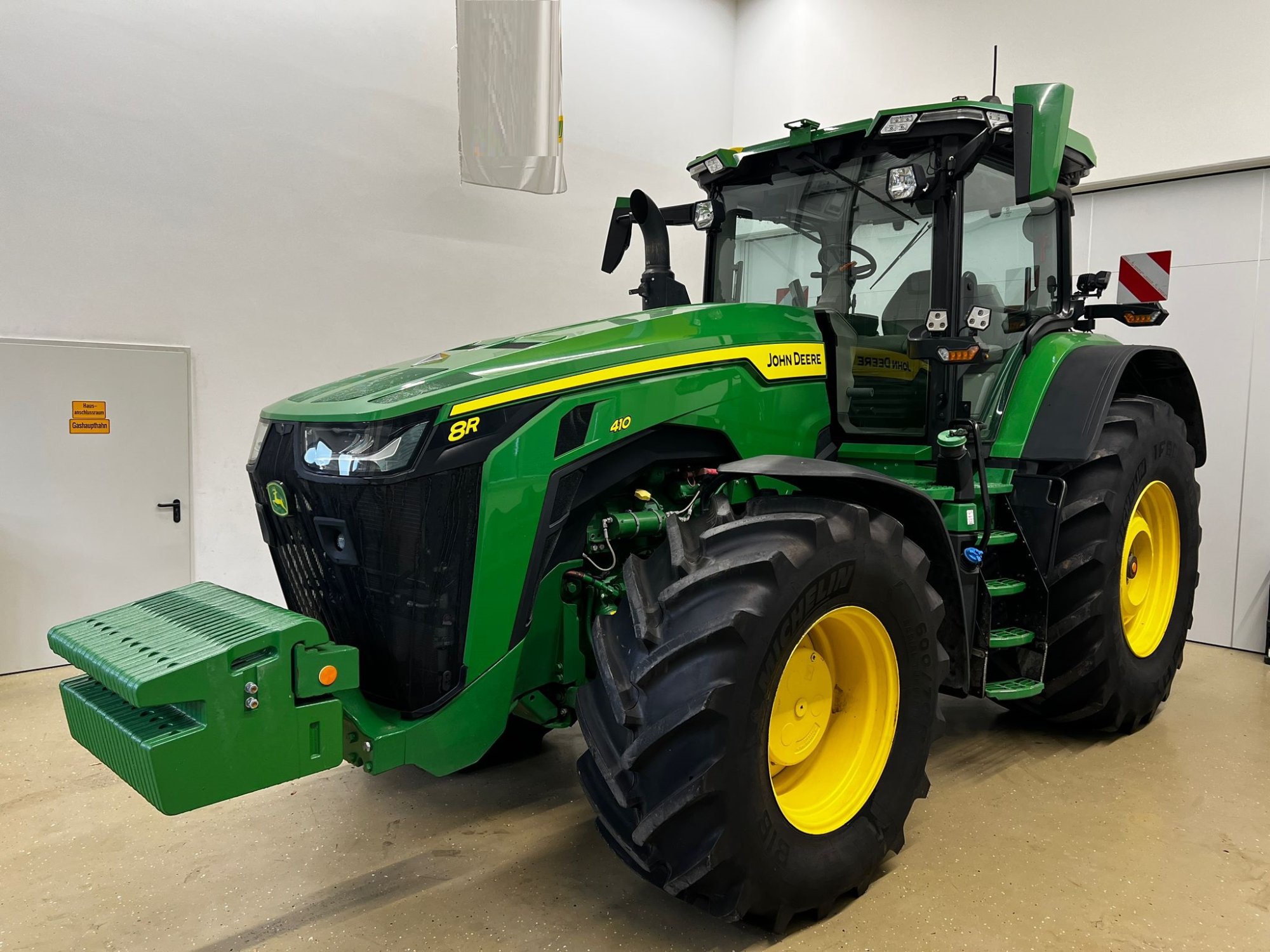 John Deere 8R410