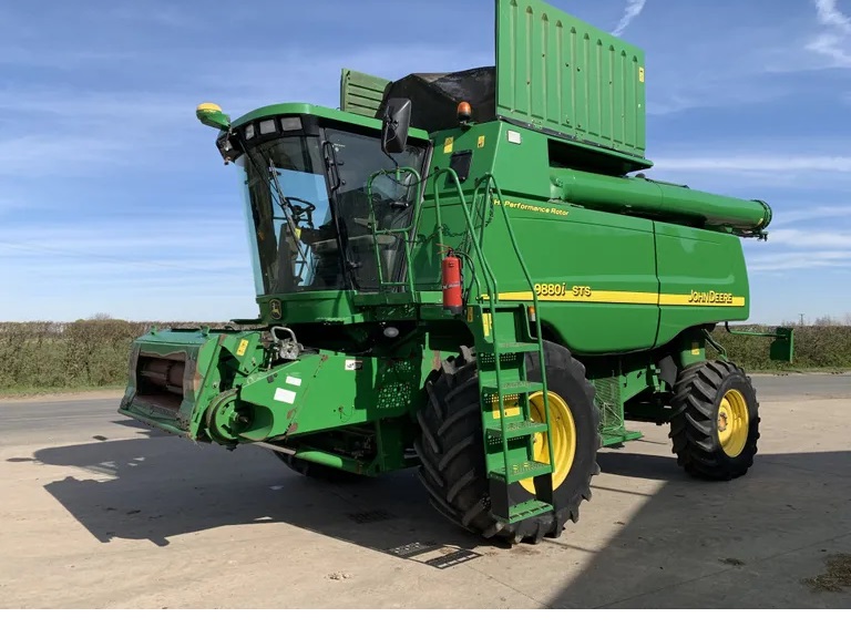 John Deere 9880 STS John Deere 9880 STS