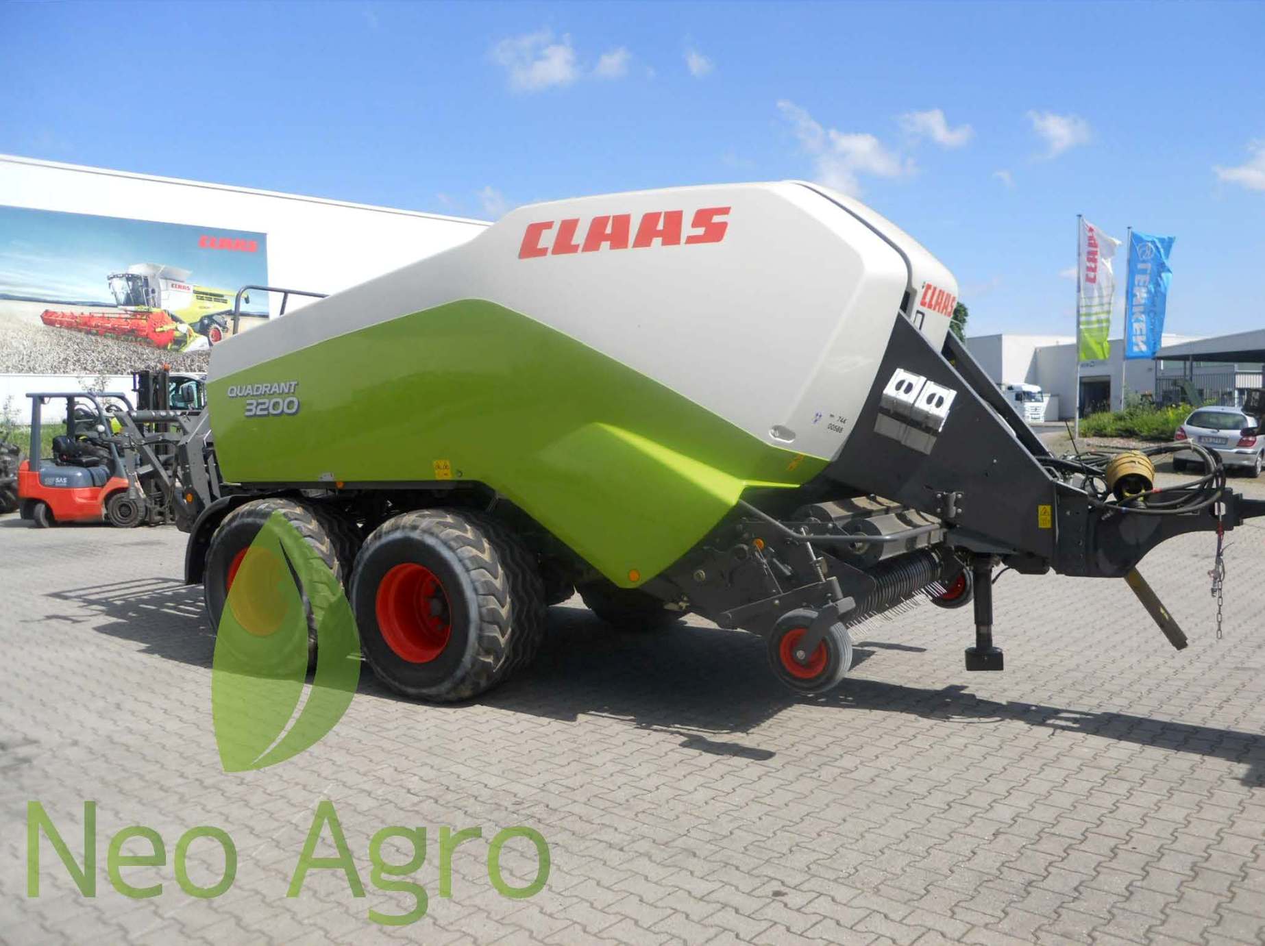 CLAAS QUADRANT 3200 RF T