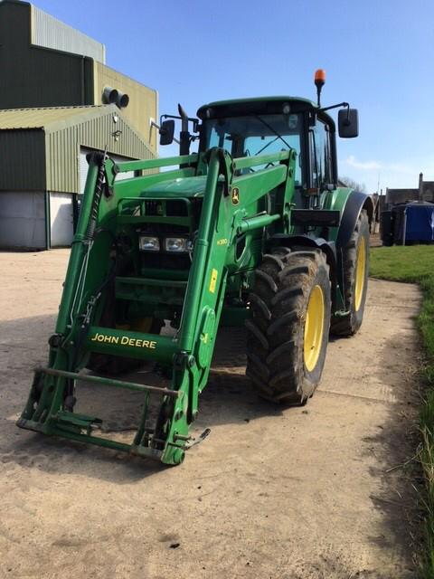 John Deere 6930