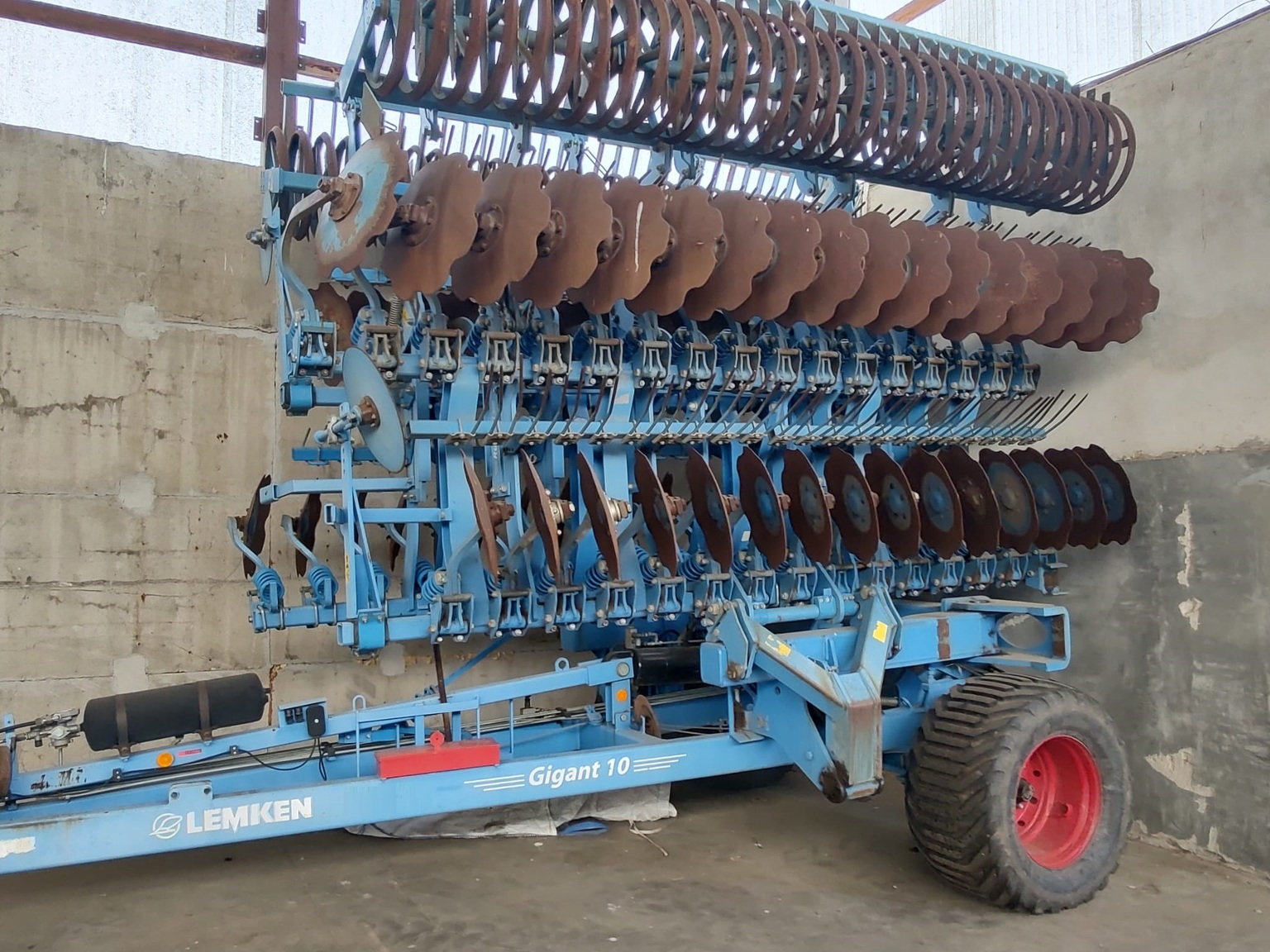 Дискова борона LEMKEN GIGANT 10 S/800 