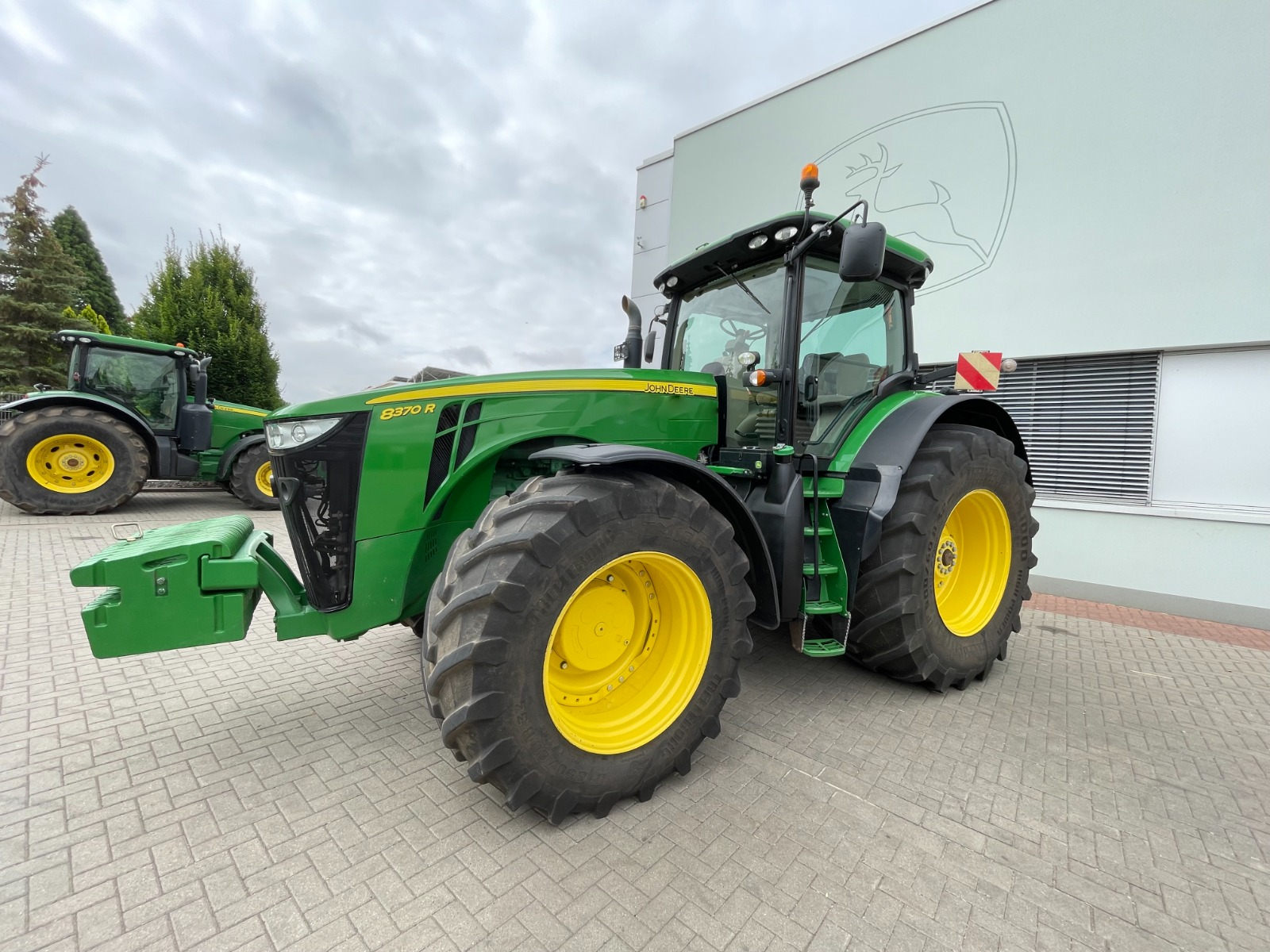 John Deere 8370R