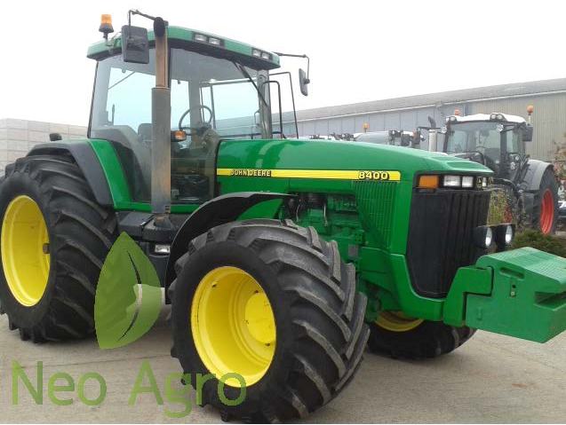 трактор John Deere 8400