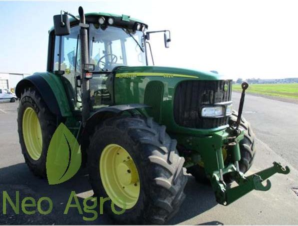 трактор John Deere 6920