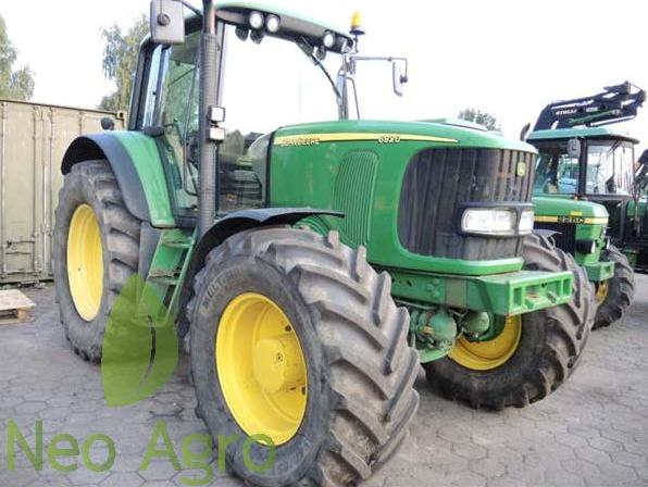 трактор John Deere 6920