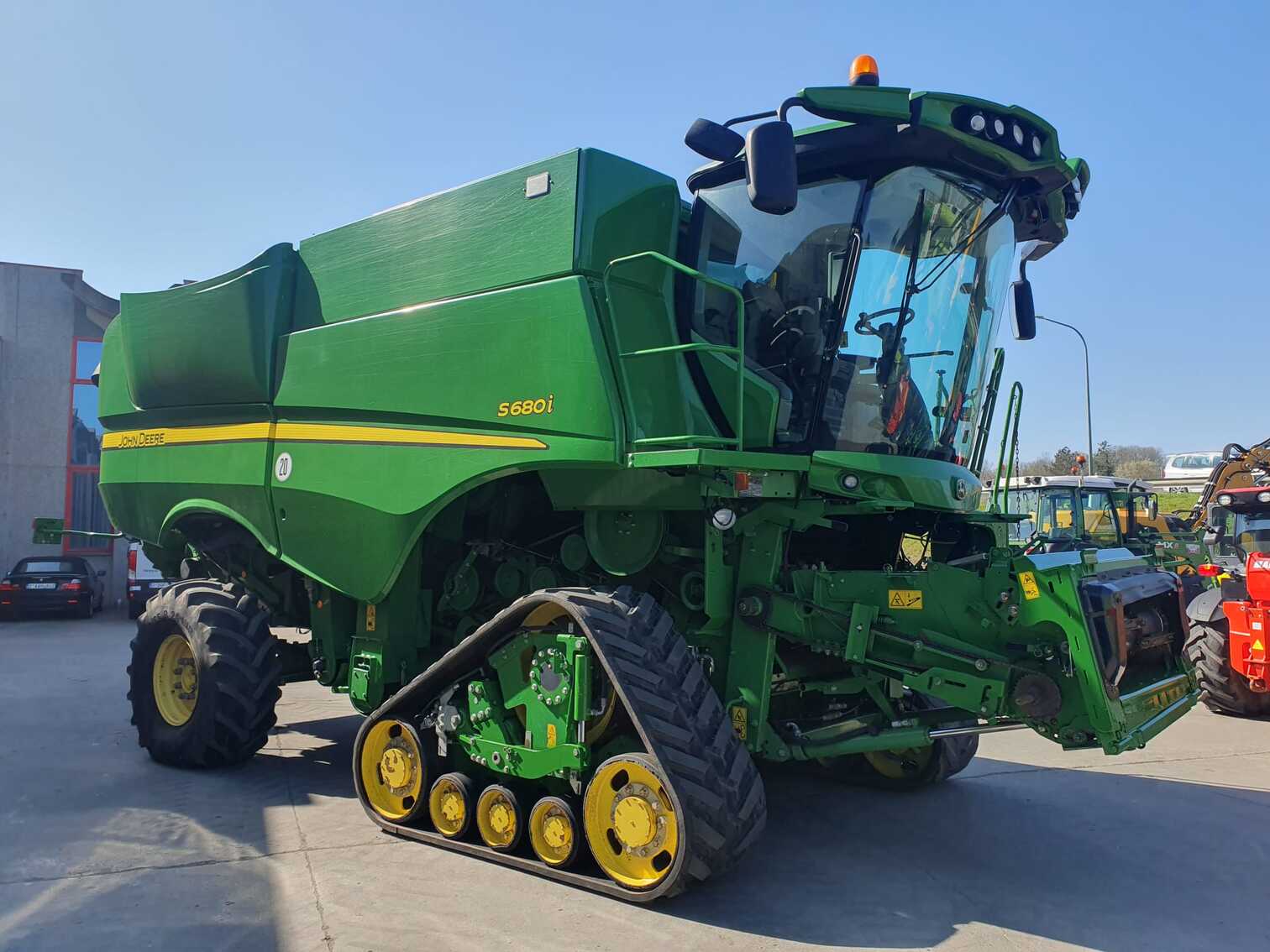 John Deere S680i John Deere S680i