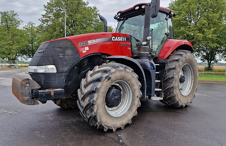 Case IH Magnum 340