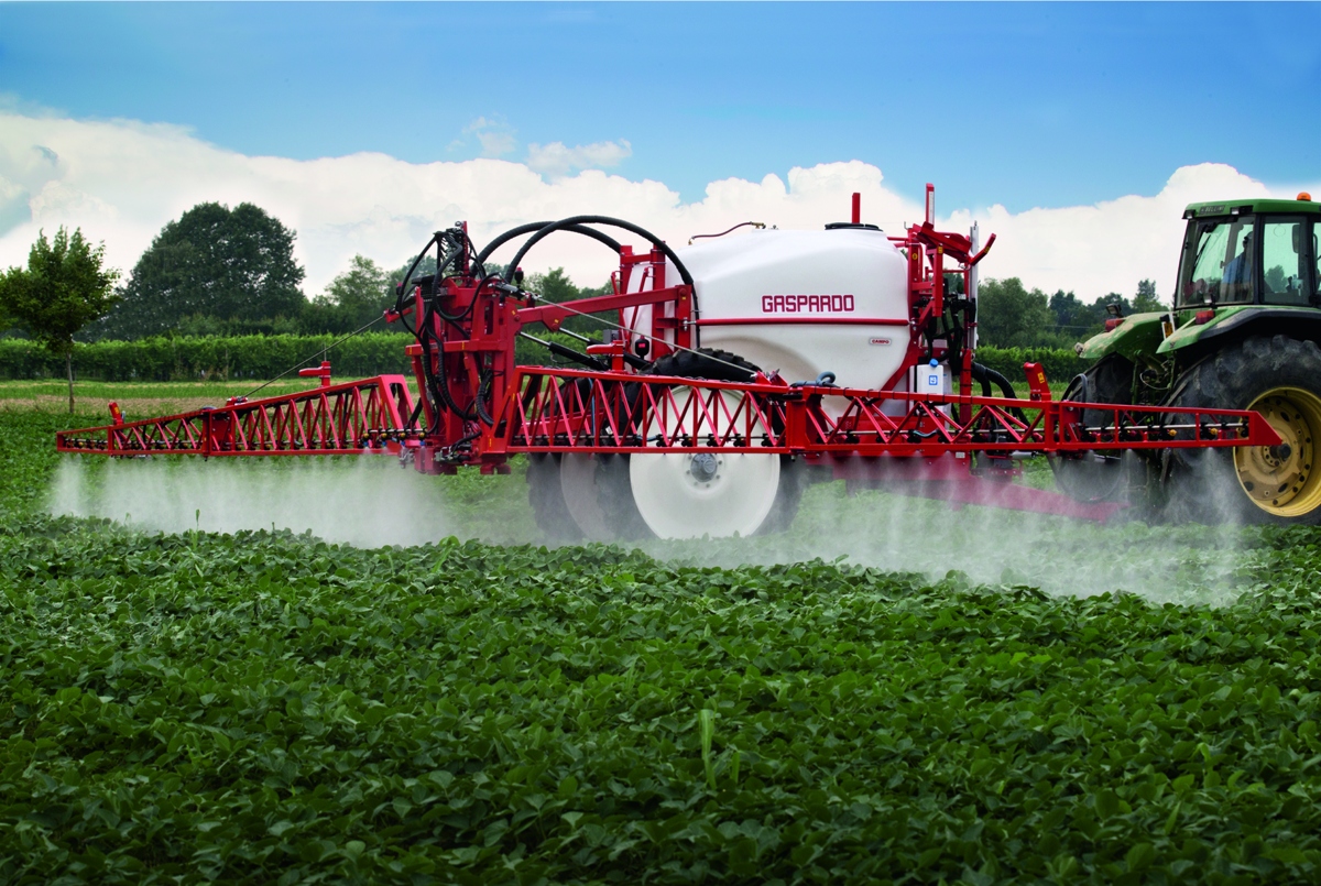 Причіпний обприскувач Maschio Gaspardo CAMPO 32