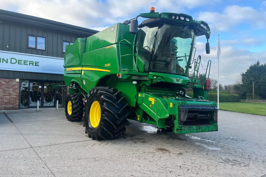 John Deere S670i Hillmaster John Deere S670i Hillmaster