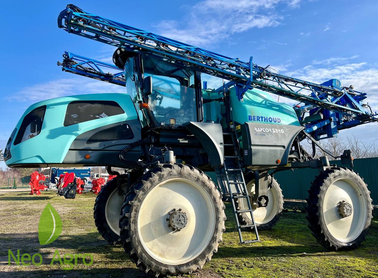 Обприскувач самохідний Berthoud Raptor 3240