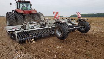 Вибір грунтообробної техніки та фактори, які вплинуть на Ваше рішення Вибір грунтообробної техніки та фактори, які вплинуть на Ваше рішення